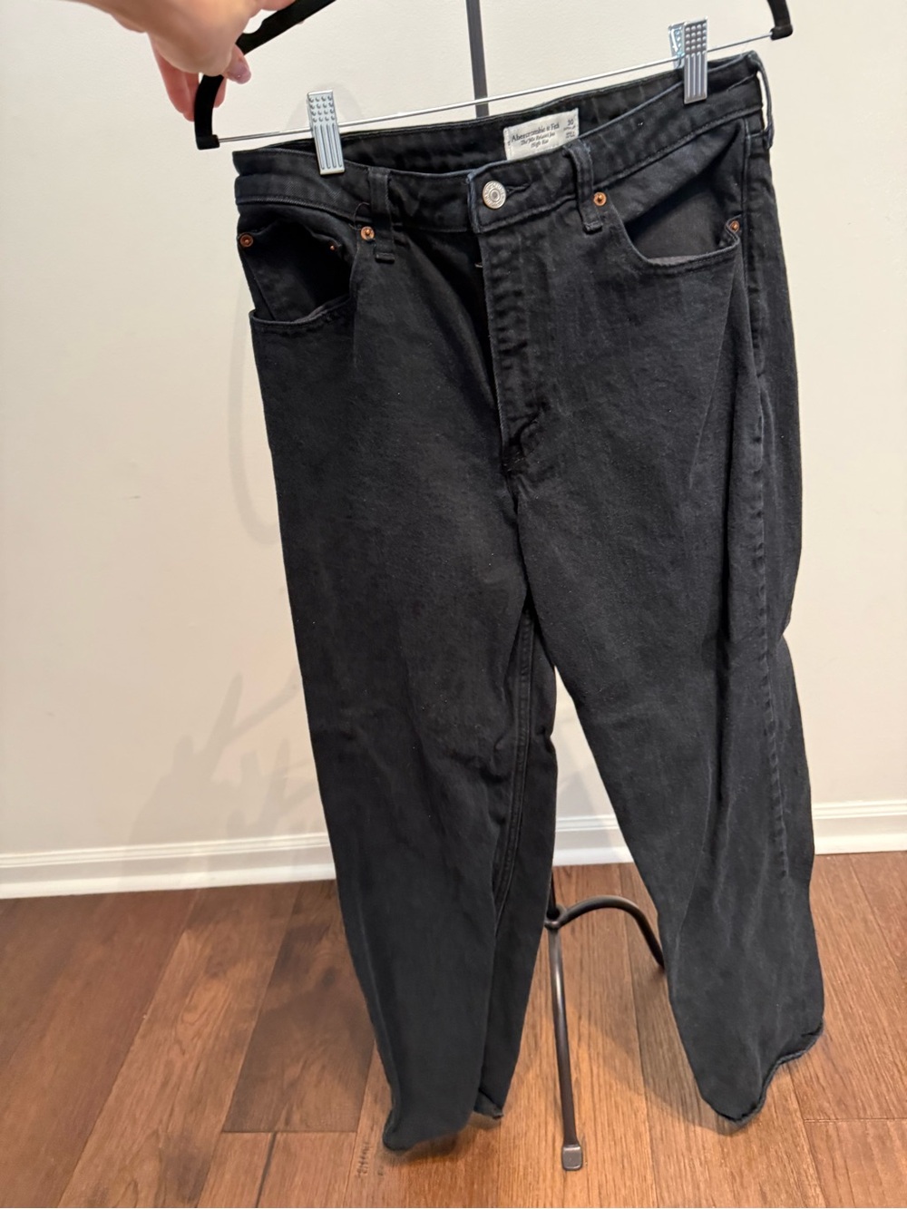 Abercrombie & Fitch Black 90s Relaxed Jeans - 30 Extra Long